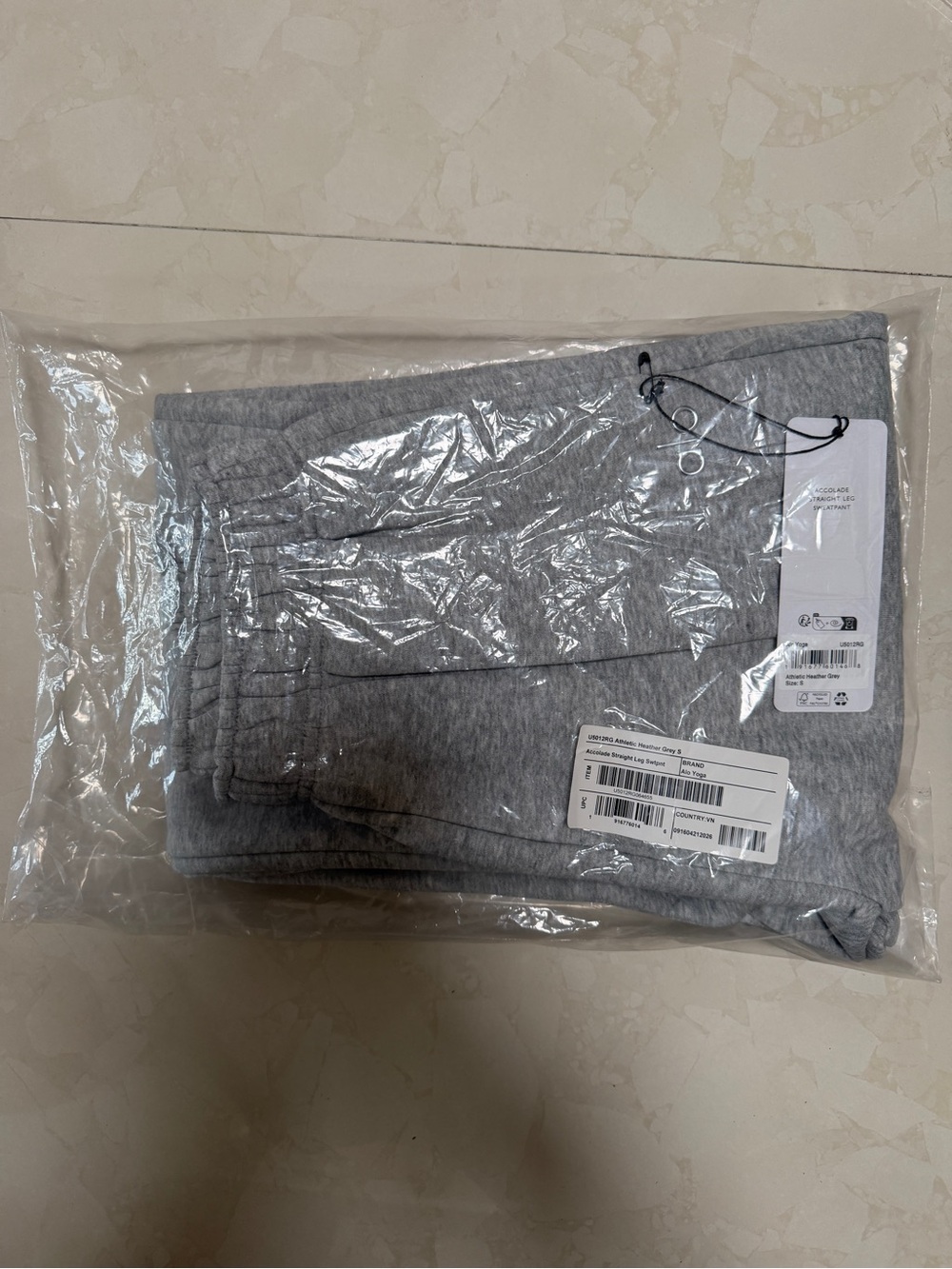 NWT Alo Yoga Grey Polo Pullover & Sweatpant Set Size S Campus Fit 📚 - Picture 6 of 8